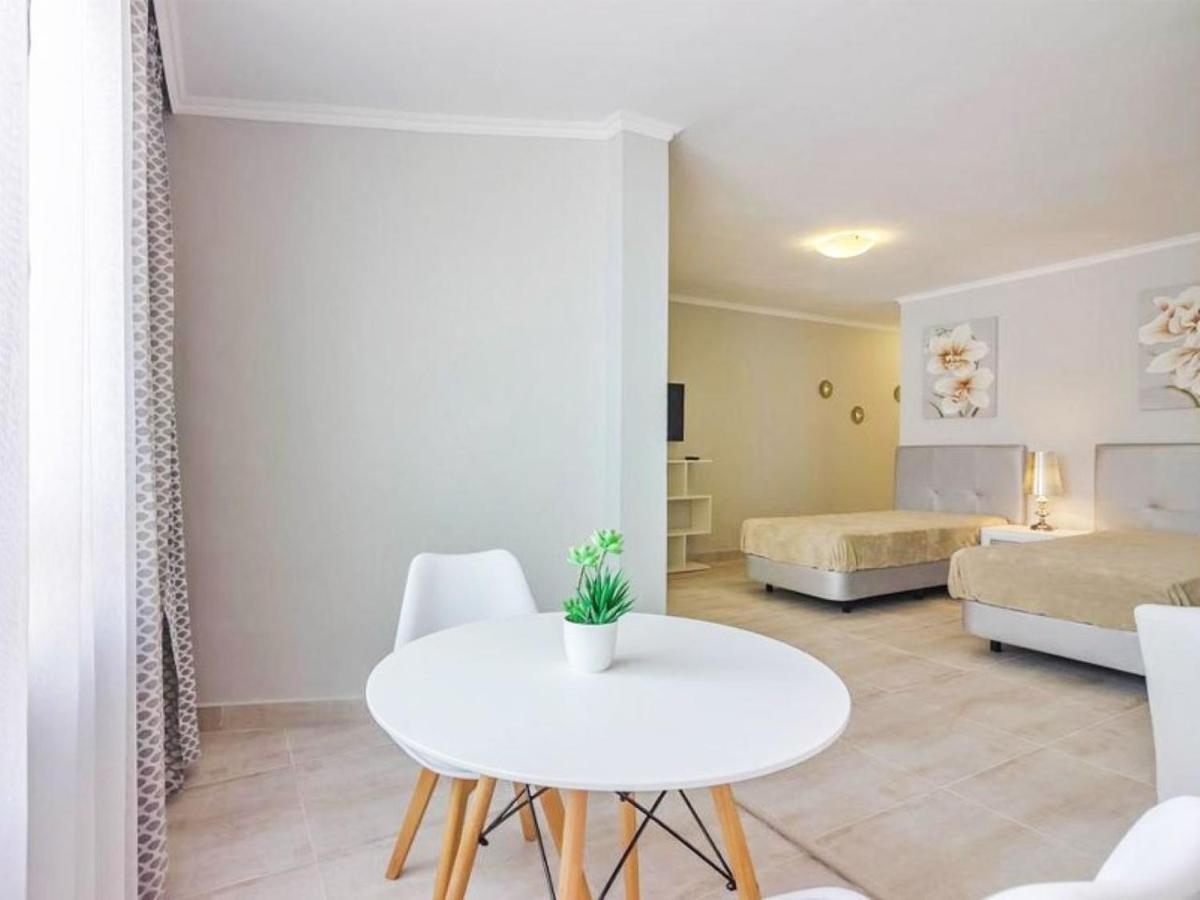 Cozy Central Studio Parque Santiago II Playa de las Americas  Luaran gambar